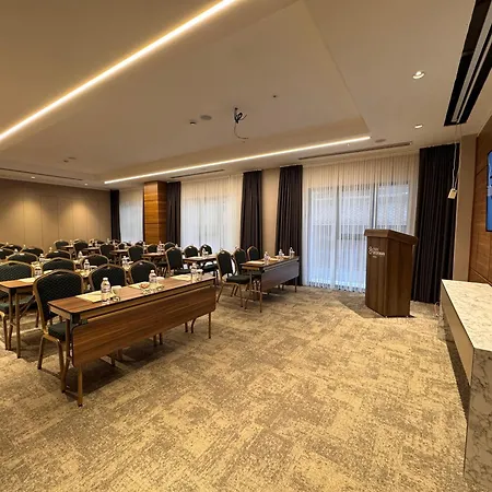 Otel Park Dedeman Konya Eskiomerler